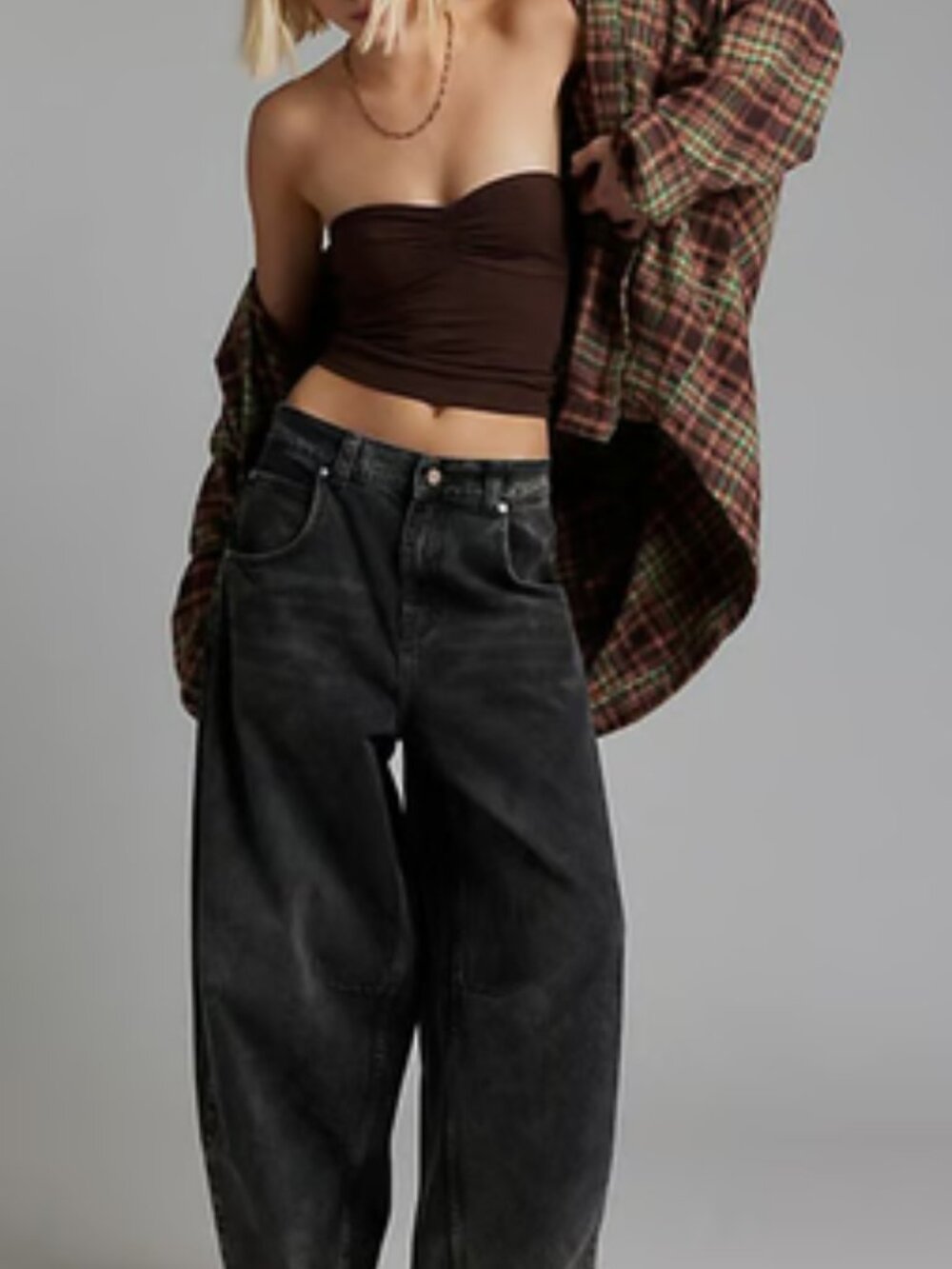 Sweetheart Neckline Ribbed Knit Tube Top - Picture 4 of 4